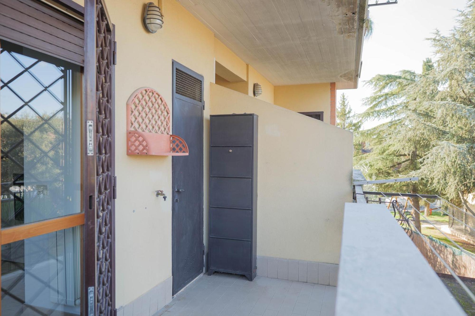 Casa Ghandi Vicino A Roma Con Box Auto E Wi-Fi Monterotondo  Extérieur photo