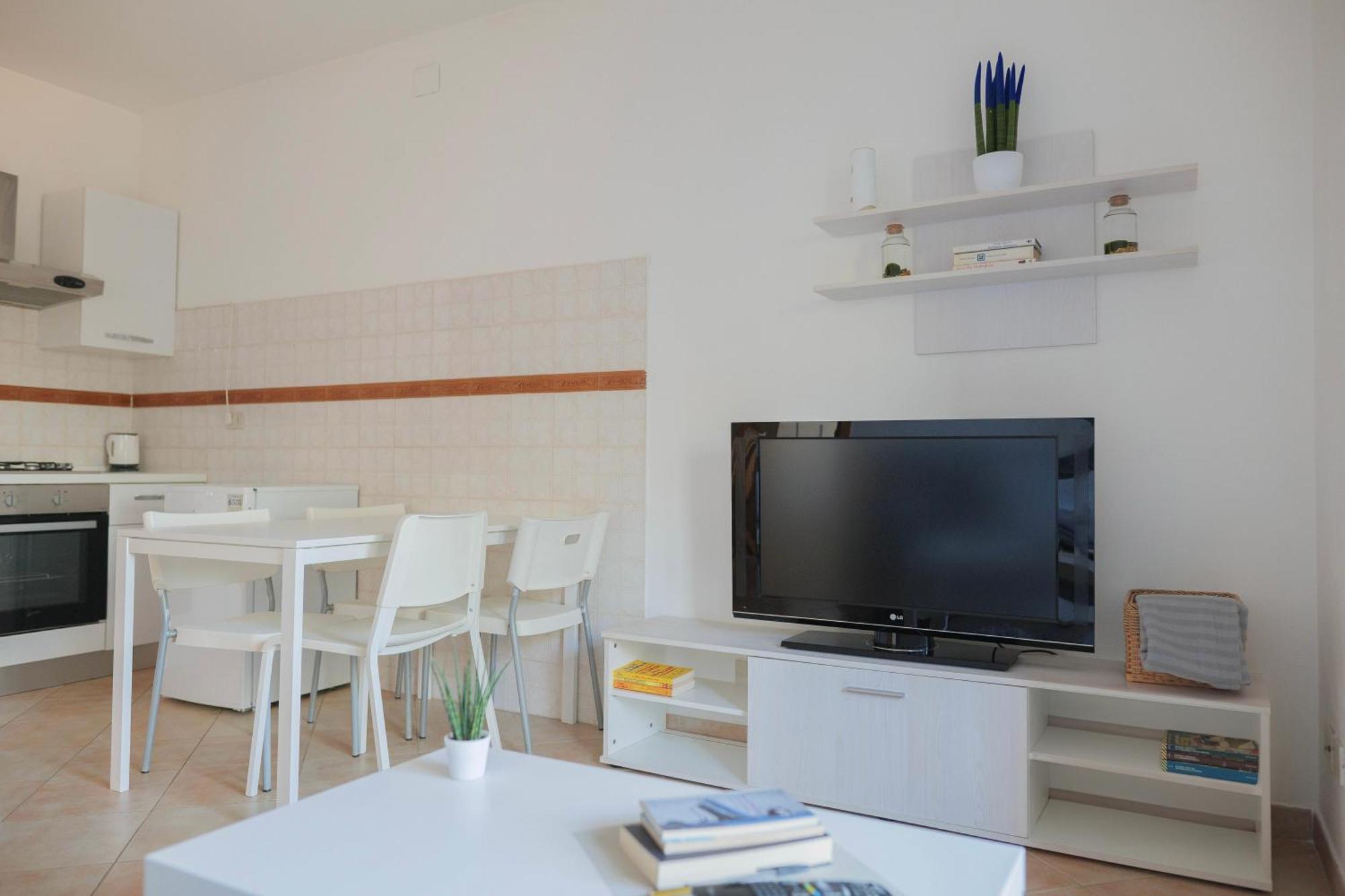 Casa Ghandi Vicino A Roma Con Box Auto E Wi-Fi Monterotondo  Extérieur photo