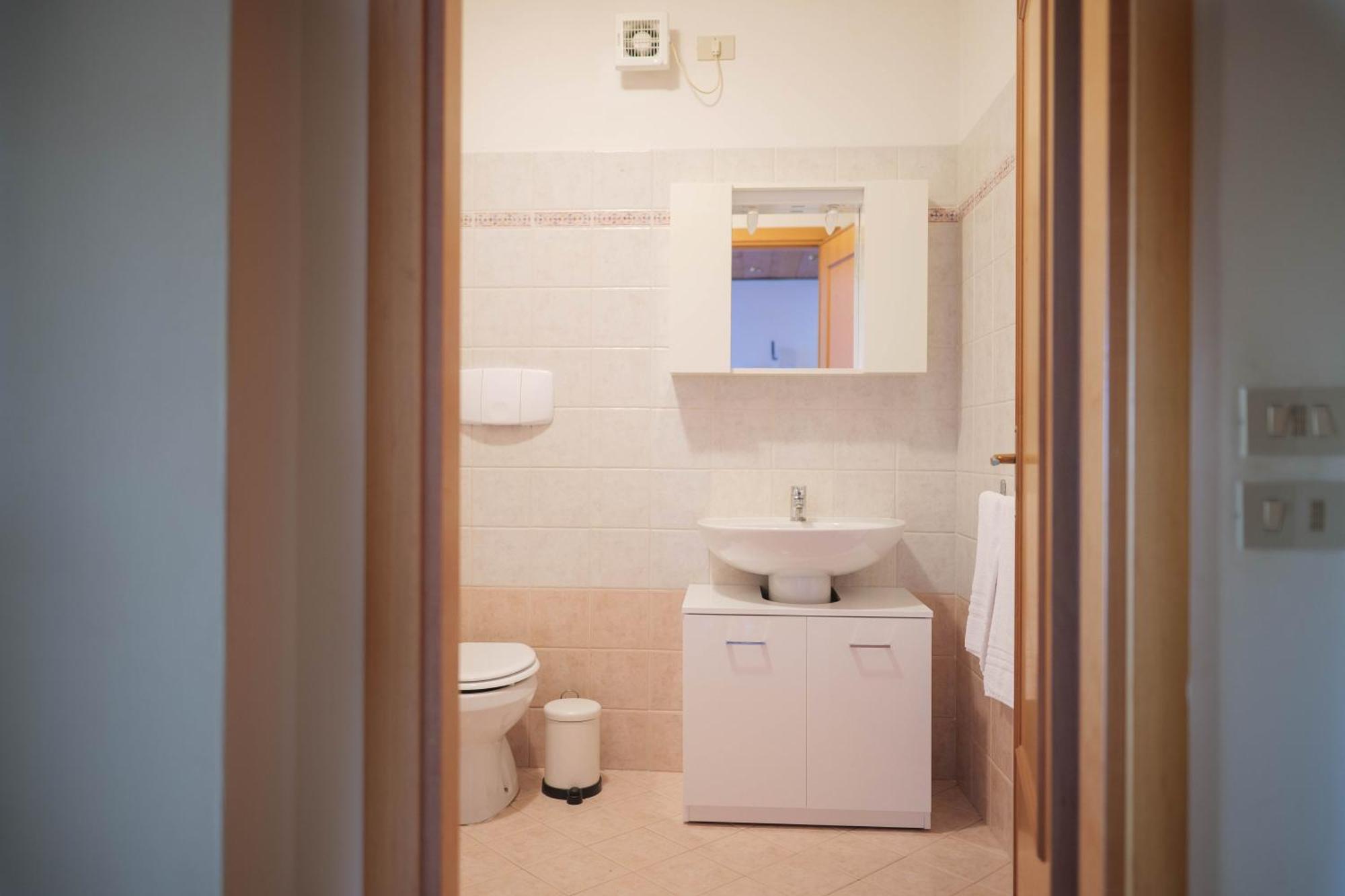 Casa Ghandi Vicino A Roma Con Box Auto E Wi-Fi Monterotondo  Extérieur photo